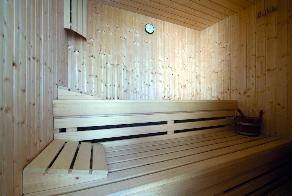 Hostal Palouet De Segarra ภายนอก รูปภาพ