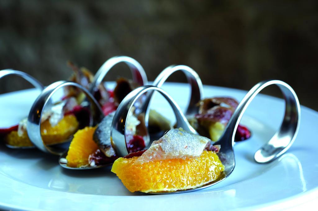 Hostal Palouet De Segarra ภายนอก รูปภาพ