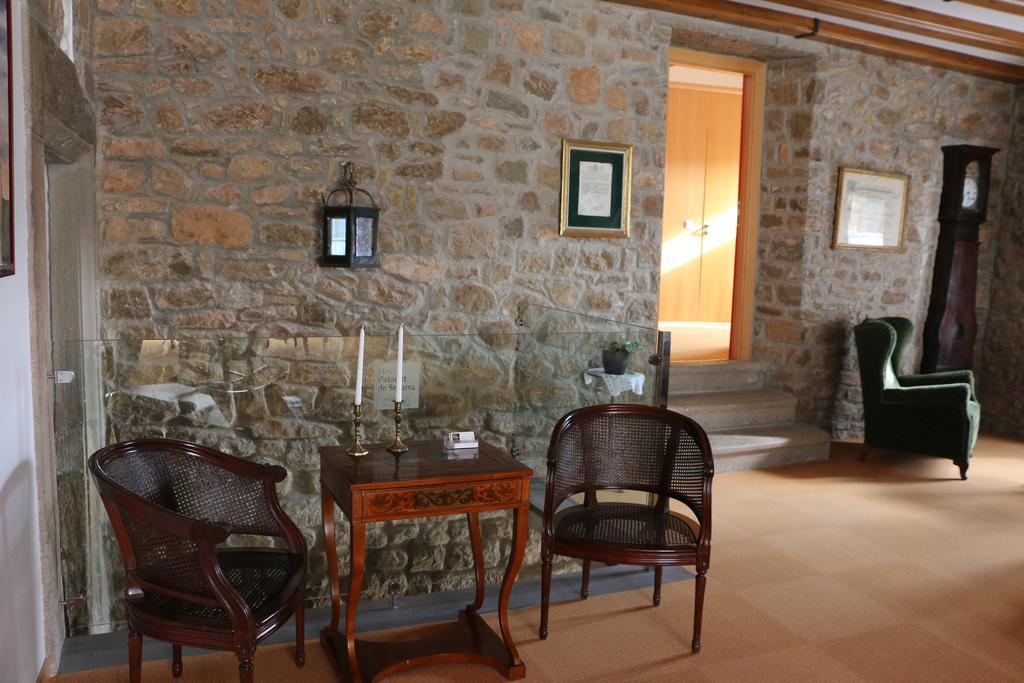 Hostal Palouet De Segarra ภายนอก รูปภาพ