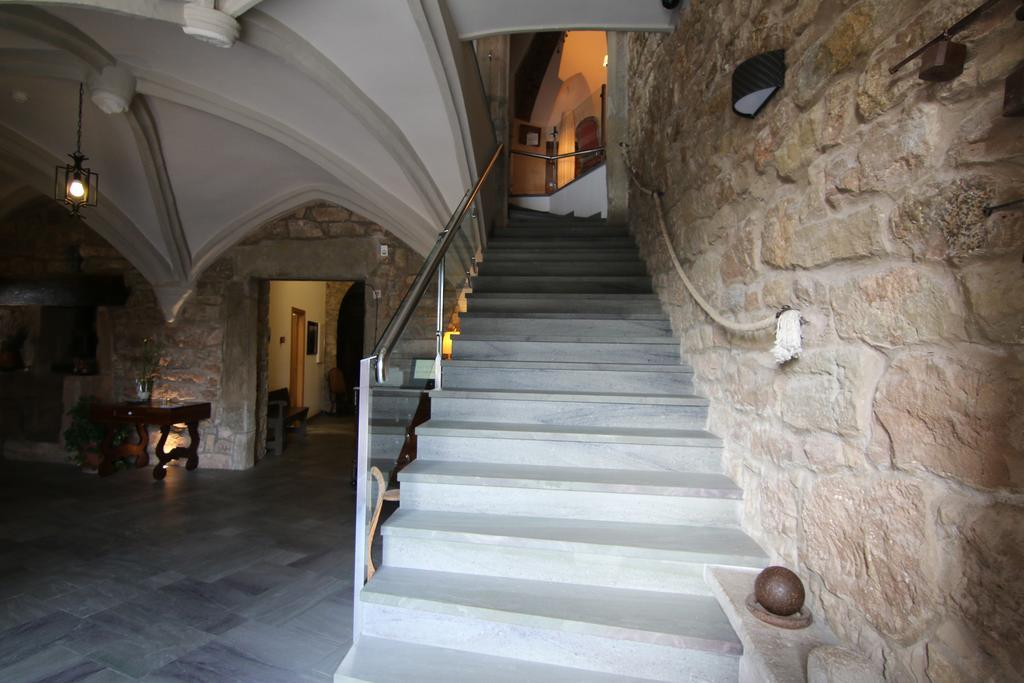 Hostal Palouet De Segarra ภายนอก รูปภาพ