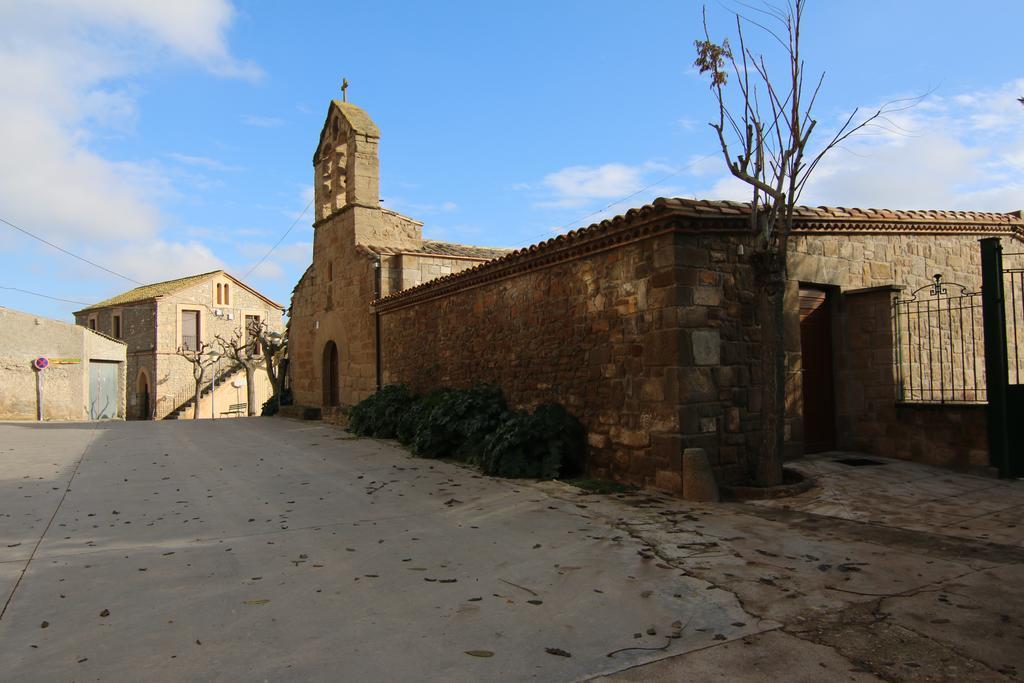 Hostal Palouet De Segarra ภายนอก รูปภาพ